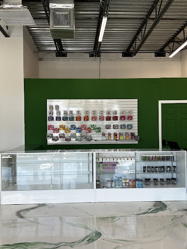 24k Smoke Shop in Pembroke Park