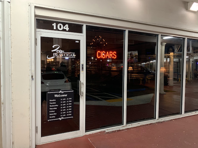 3 Islas Cigar Lounge in Hialeah