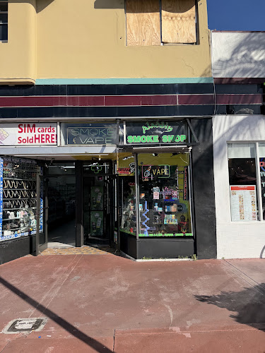 Aladdin Smoke And Vape in Miami Beach