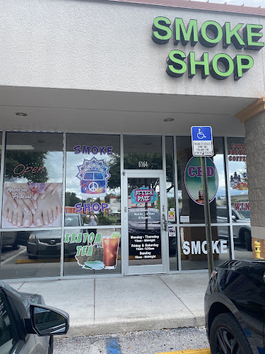 Better Daze Smoke Shop in Tampa