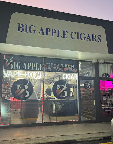 Big Apple Cigars & Smoke Shop in Plantation