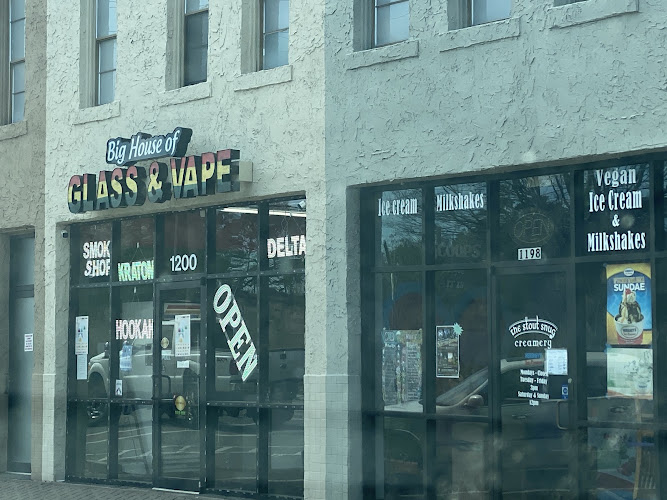 Big House Of Glass & Vape in Jacksonville