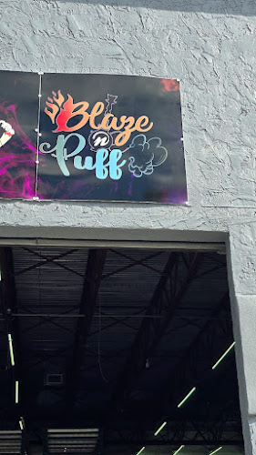 Blaze N Puff 305 in Oakland Park