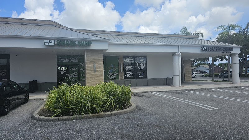 Broken Glass Smoke Shop in Port St. Lucie