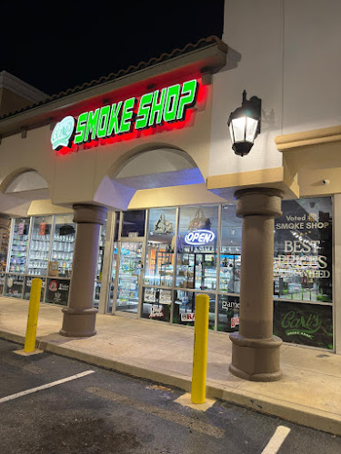 Cali's Smoke Shop in Valrico