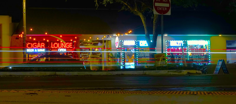 Cozy Smoke Shop in Largo