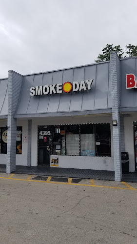 Cozy Smoke Shop in Sunrise