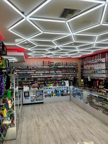D Zone Smoke Shop - OBT in Pine Castle