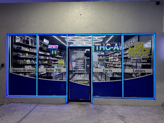 Daddy's Smoke Shop in Tampa
