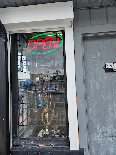 Degenerate Glass Company in Winter Park