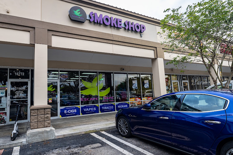Escape N Vape Smoke Shop in Miami