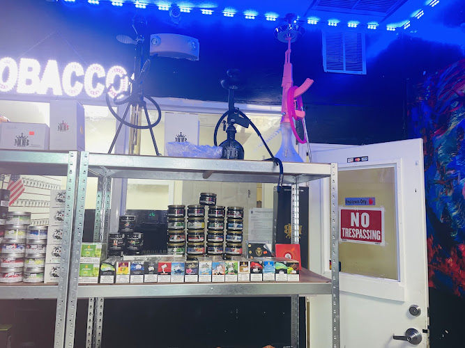Flagler smoke shop in Coral Gables
