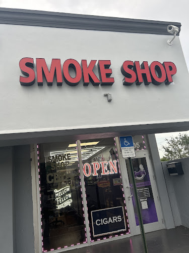 Goodiez Smoke Shop in Hollywood