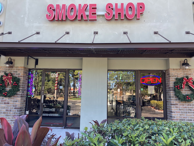 Herb n' Legend Smoke Shop in Tampa