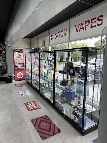 Highland Smoke Shop & Convenience in Clearwater