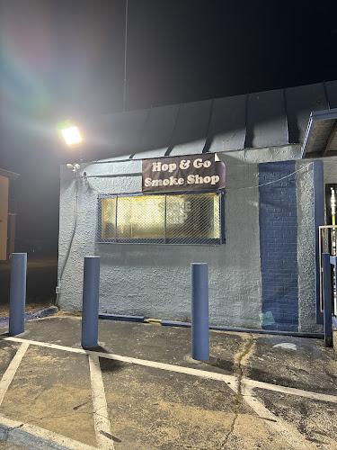 Hop & go smoke shop in St. Petersburg