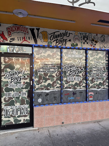House of Zaza smoke shop in Hialeah