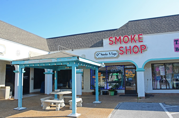 JJ's Smoke N Vape Shop in Panama City