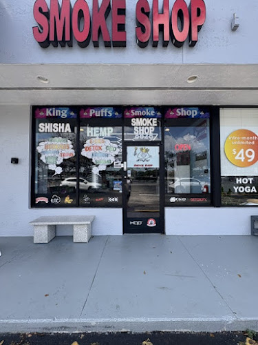King Puffs Smoke Shop in Cooper City