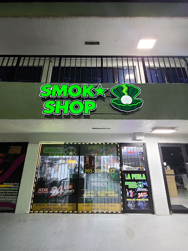 La Perla Smoke Shop in Hialeah