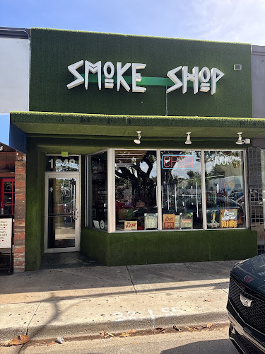 LB Smoke Shop in Miami