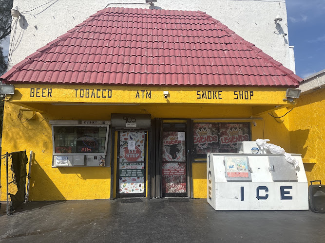 Legends Smoke Shop in Miami