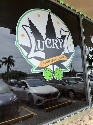 Lucky 7 Smoke Shop & Lounge in Miramar
