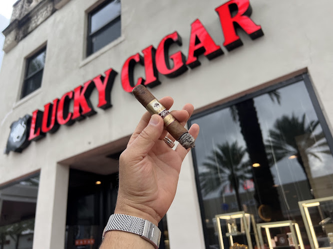Lucky Cigar Surfside in Surfside