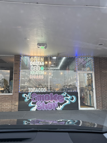Madeira beach smoke shop in Madeira Beach