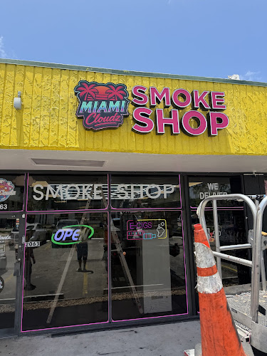 Miami Cloudz Smoke Shop in North Miami Beach