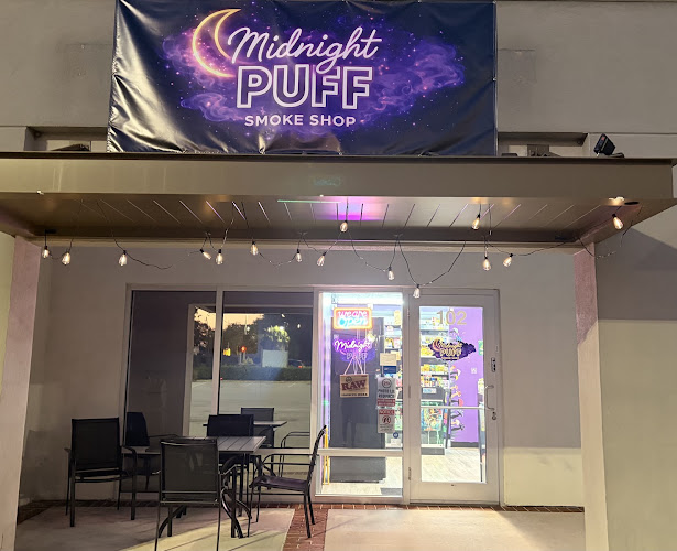Midnight Puff Smoke Shop in Largo