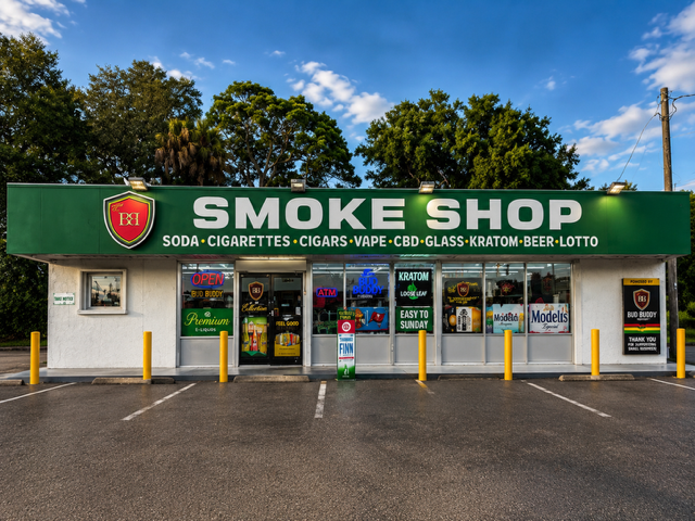 Naz"s Smoke Shop in Gibsonton