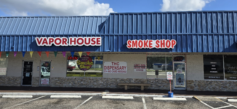 NORTH 98 Vapor House in Lakeland