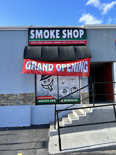 OG dealer Smoke Shop in Orlando