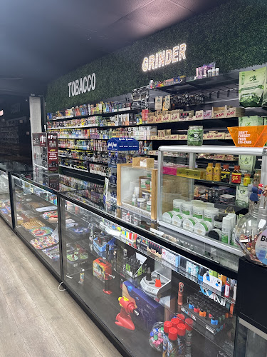 Orange Smoke Shop in Orlando