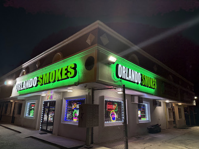 Orlando smokes in Orlando