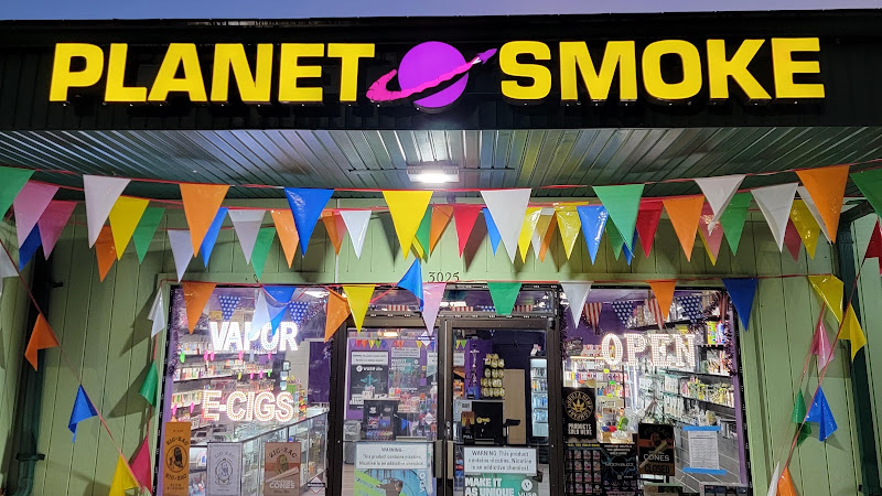 Planet Smoke in Lakeland
