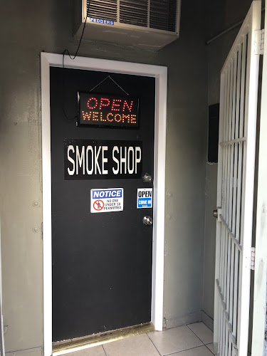 Plug Smoke Shop in Coral Gables
