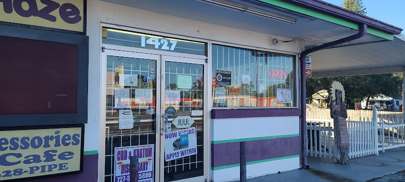 Purple Haze Of St.Pete in St. Petersburg