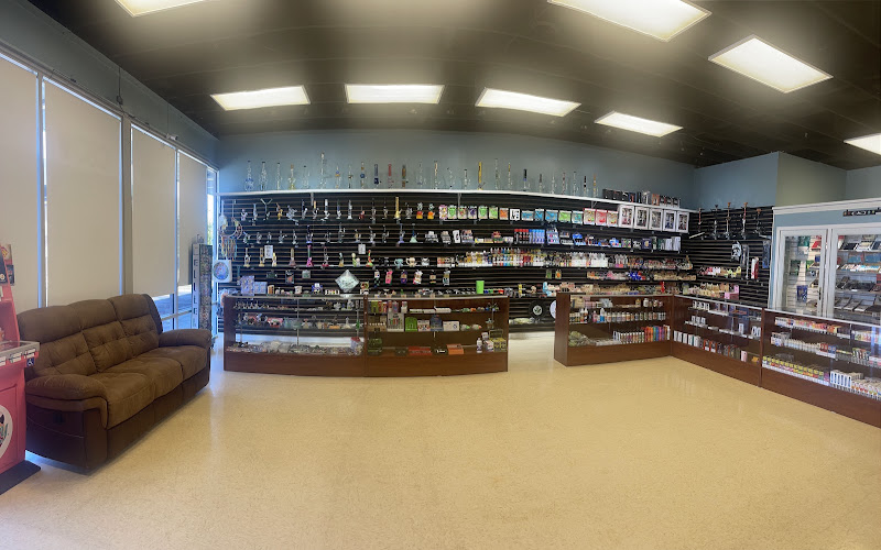 QQ Smoke Shop II in Crestview