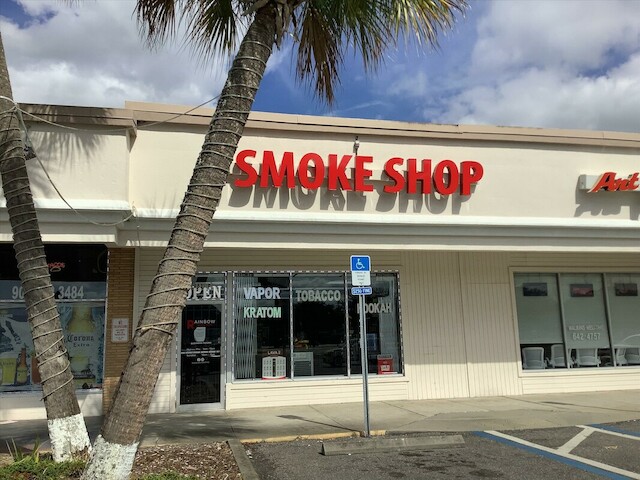 Rainbow Smoke Shop in Jacksonville