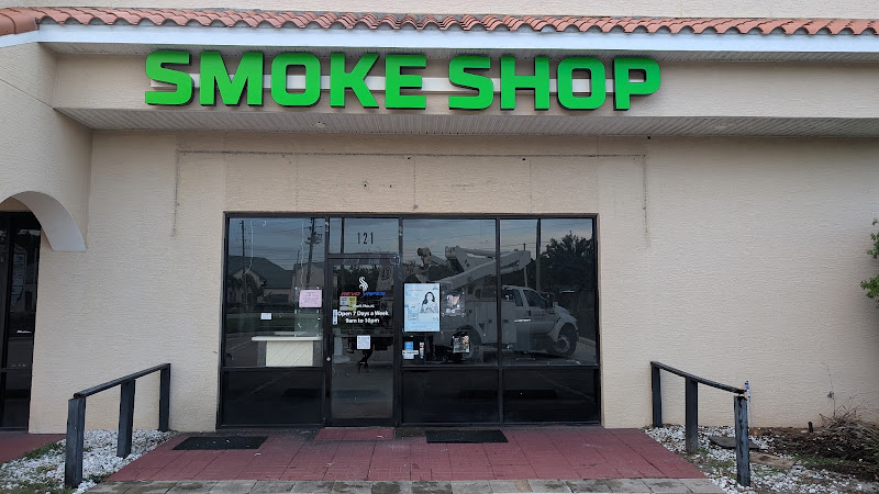 Revo Smoke shop 2 in Casselberry