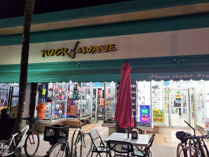Rock & Wave in Miami Beach