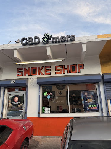 SAW Clouds Smoke shop in Miami