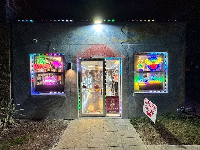 Sharks Smoke Shop in St. Petersburg