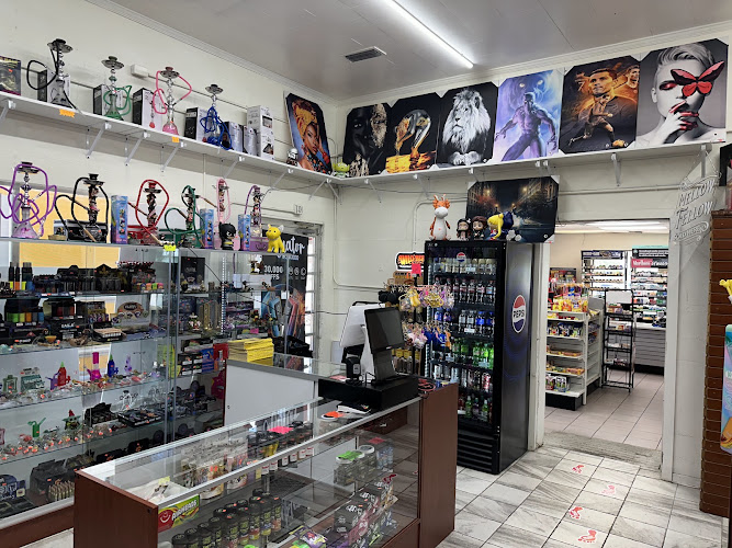 Smoke and kratom Shop in Bonifay