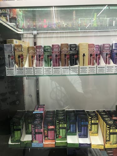 Smoke shop in Hollywood