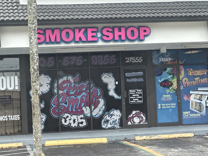 Smoke Shop in Naranja