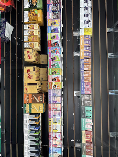 Smoke shop in Treasure Island