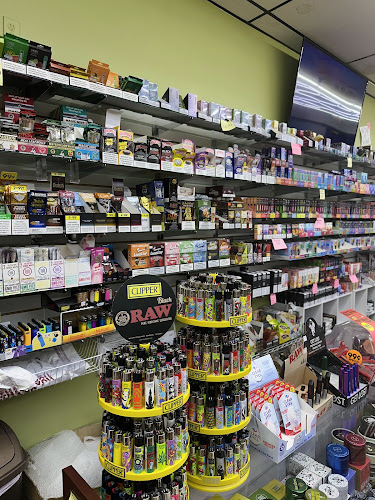 Smoke Valley Smoke Shop in Plantation